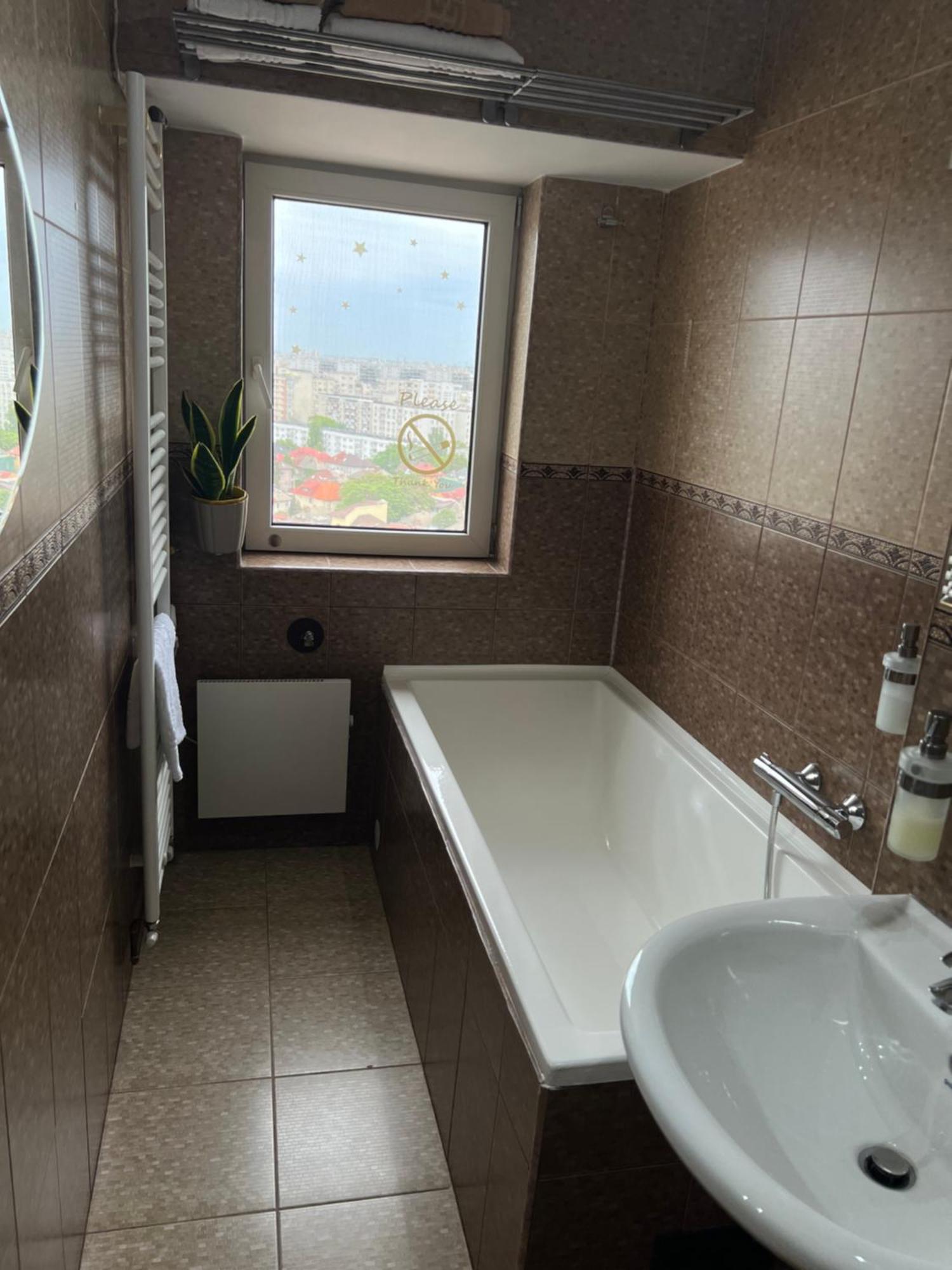 Casa S Piata Alba Iulia * בוקרשט